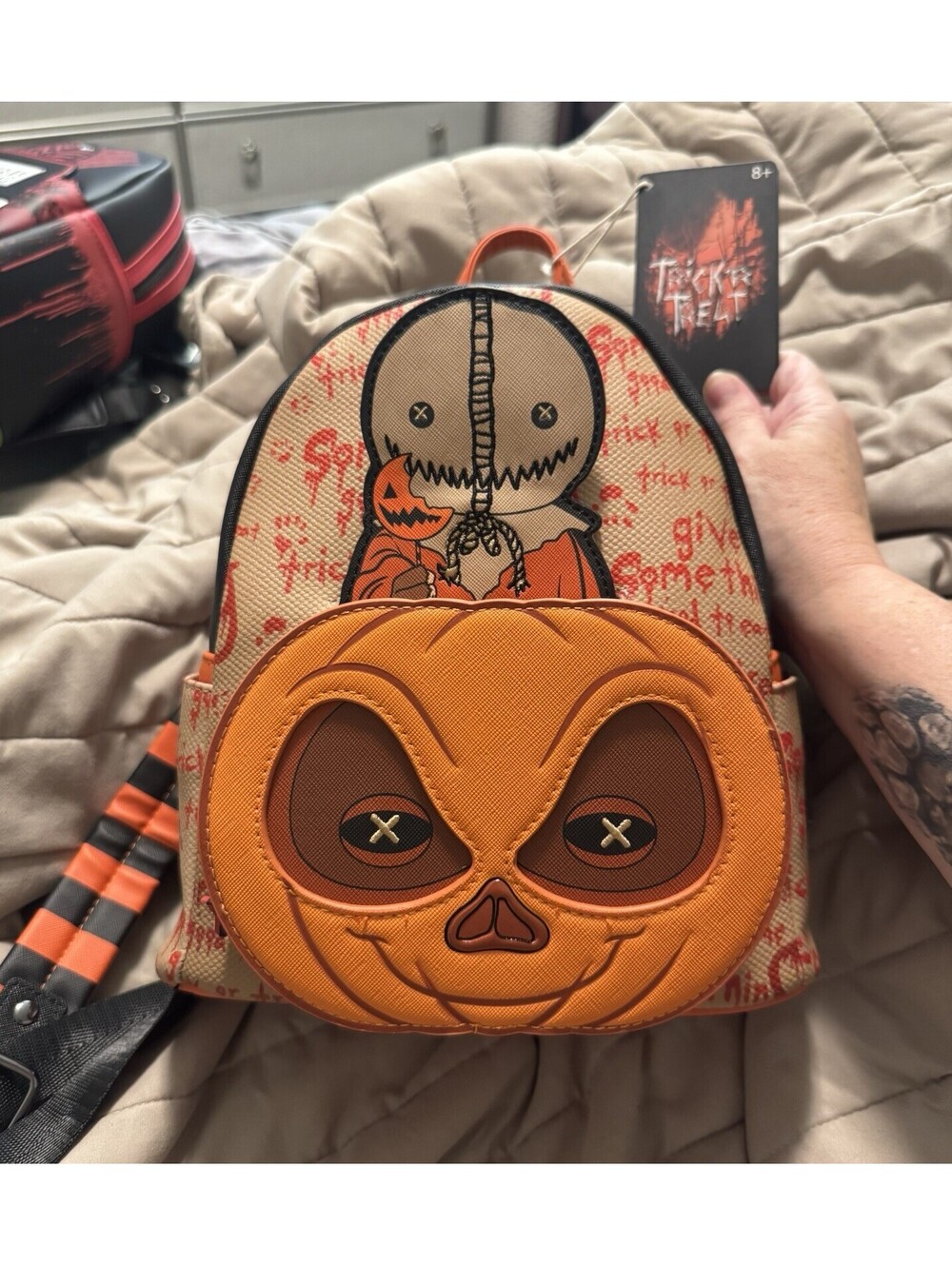 Trick ‘r Treat Loungefly Small Backpack Pop Up Sam Hollie-Ho